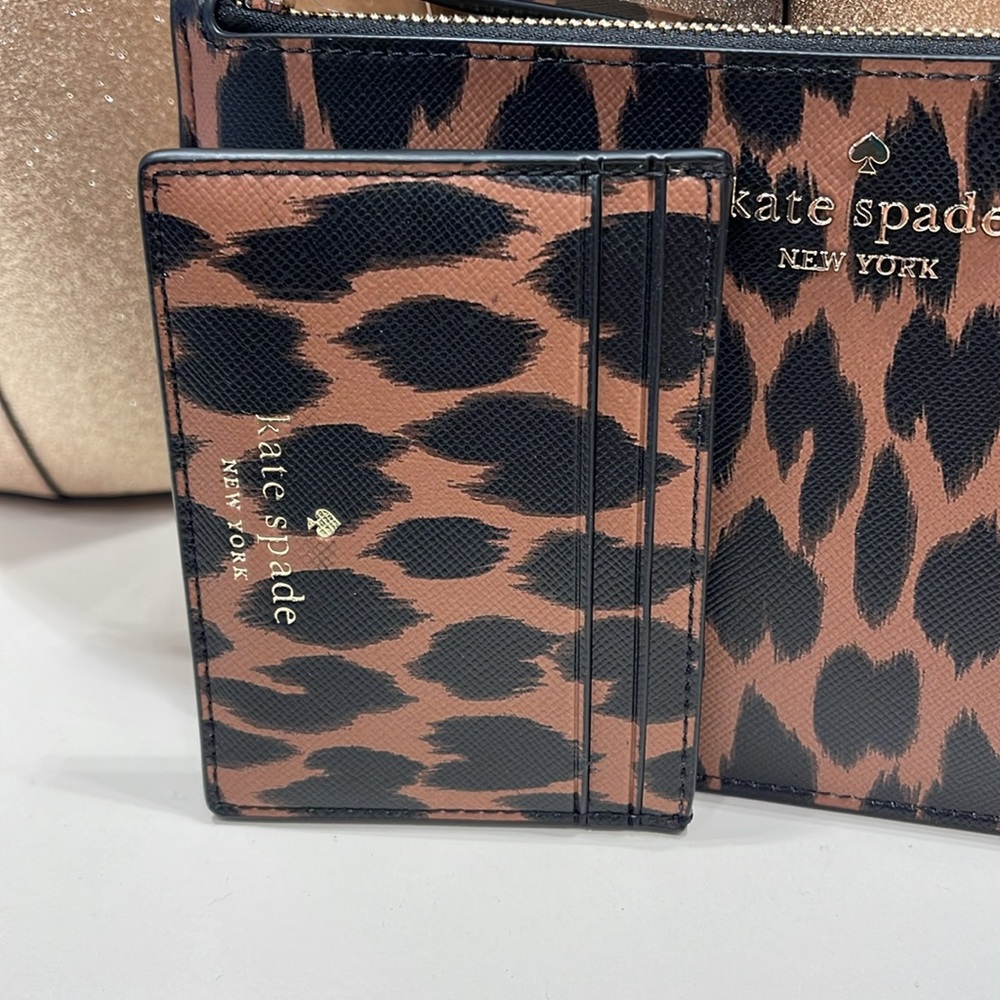 Kate Spade Schuyler Small Slim Card Holder
NWT - Picture 3 of 16